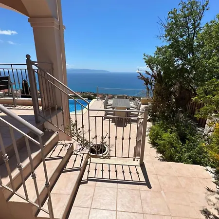Ionion Pelagos - Infinity Pool With Magnificent Sea Views!