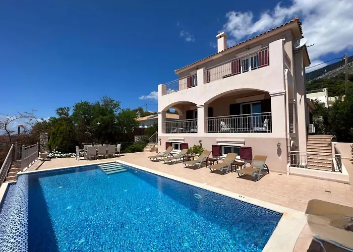 Vilă Ionion Pelagos - Infinity Pool With Magnificent Sea Views! Vlachata